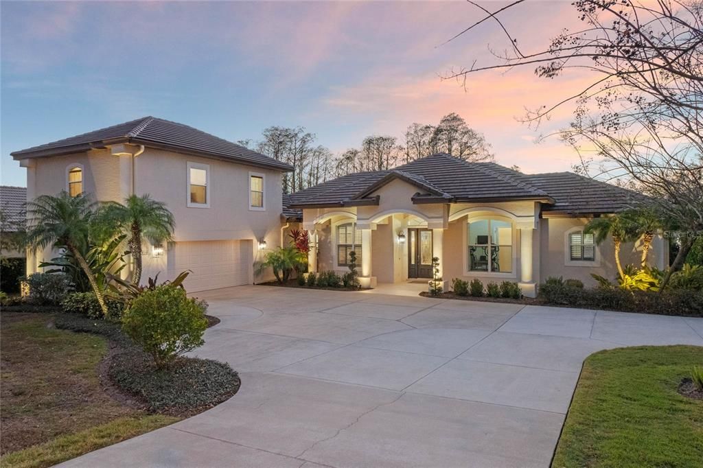 Recently Sold: $2,100,000 (6 beds, 4 baths, 3569 Square Feet)