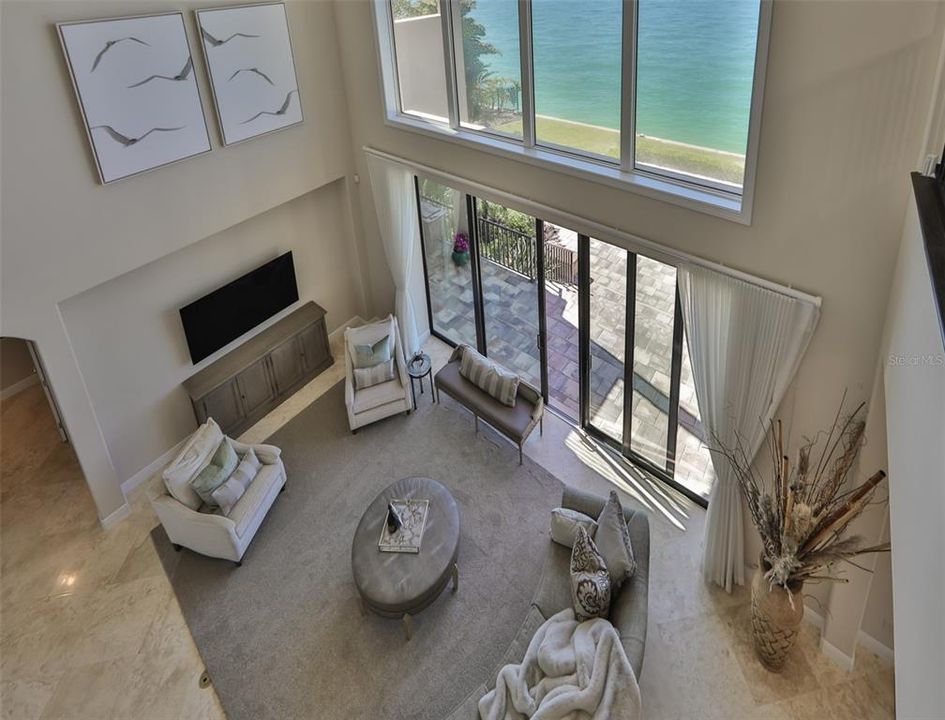 Recently Sold: $4,950,000 (4 beds, 4 baths, 4303 Square Feet)