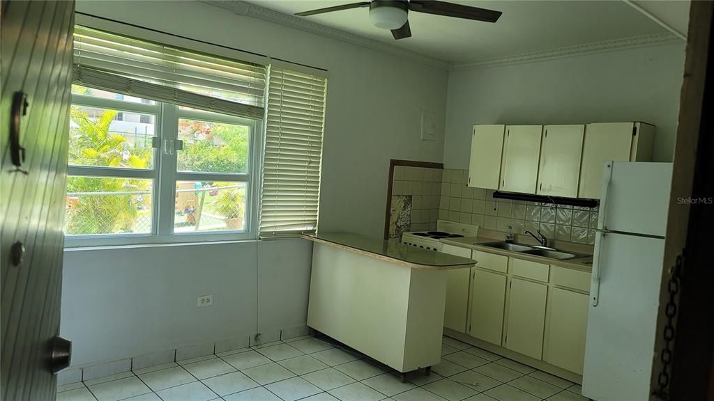 Vendido Recientemente: $88,000 (1 camas, 1 baños, 0 Pies cuadrados)