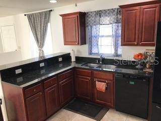 Recently Sold: $225,000 (3 beds, 2 baths, 1194 Square Feet)