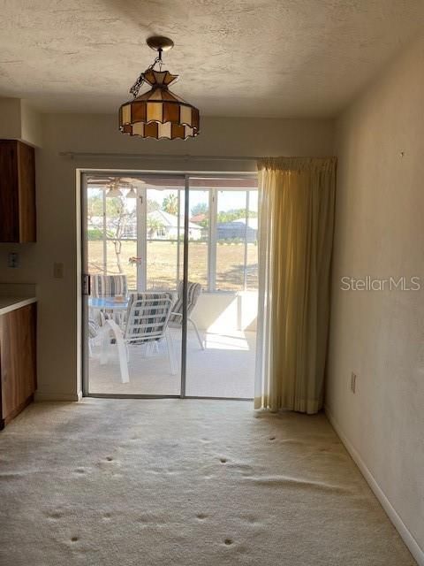 Recently Rented: $1,200 (2 beds, 1 baths, 908 Square Feet)