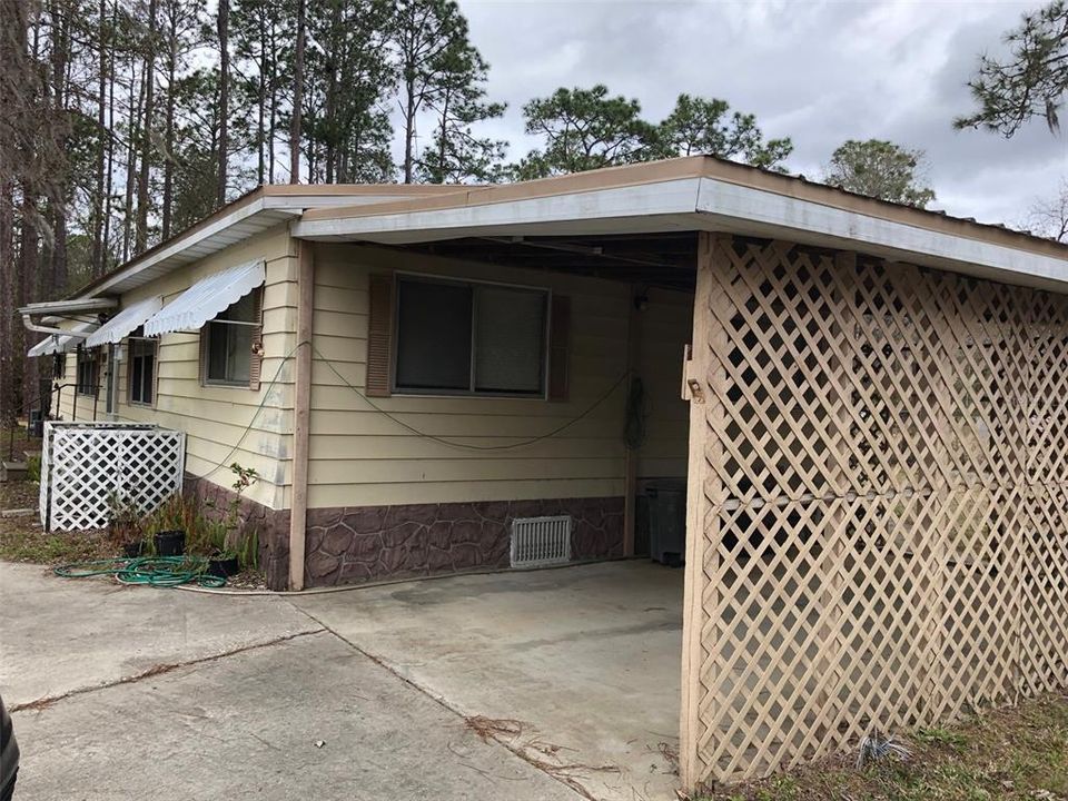 Recently Sold: $109,900 (3 beds, 2 baths, 1440 Square Feet)