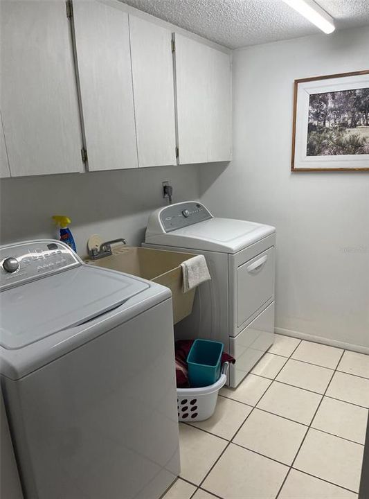 Laundry Area (off kitchen)