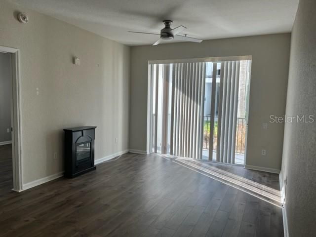 Recently Sold: $284,900 (2 beds, 2 baths, 1112 Square Feet)