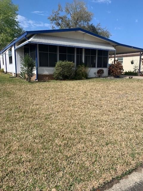 Side and Front view showing Florida/Lanai Room