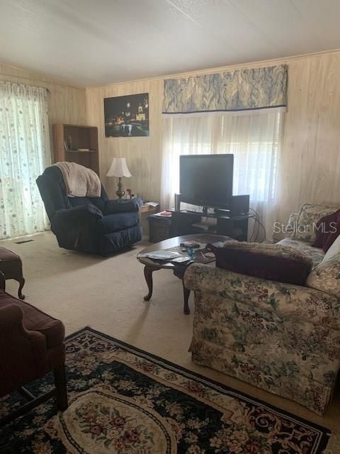 Recently Sold: $91,500 (2 beds, 2 baths, 988 Square Feet)
