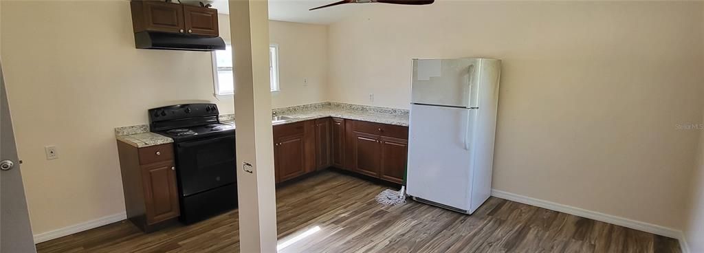 Vendido Recientemente: $279,000 (3 camas, 2 baños, 1440 Pies cuadrados)