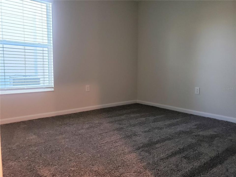 Recently Rented: $2,000 (3 beds, 2 baths, 1432 Square Feet)