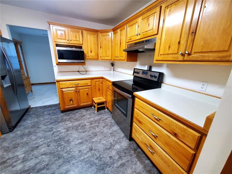 Kitchen - Pot and Pans drawers