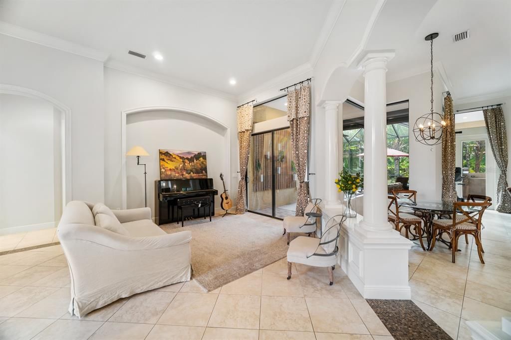 Recently Sold: $959,000 (3 beds, 3 baths, 2674 Square Feet)