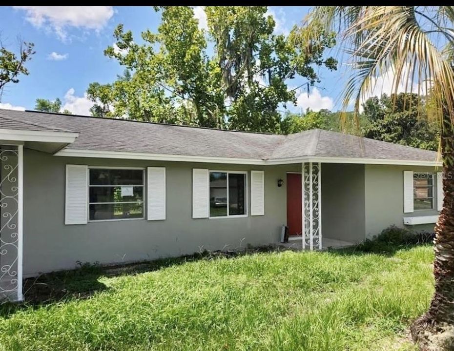 Recently Sold: $150,000 (2 beds, 2 baths, 1218 Square Feet)
