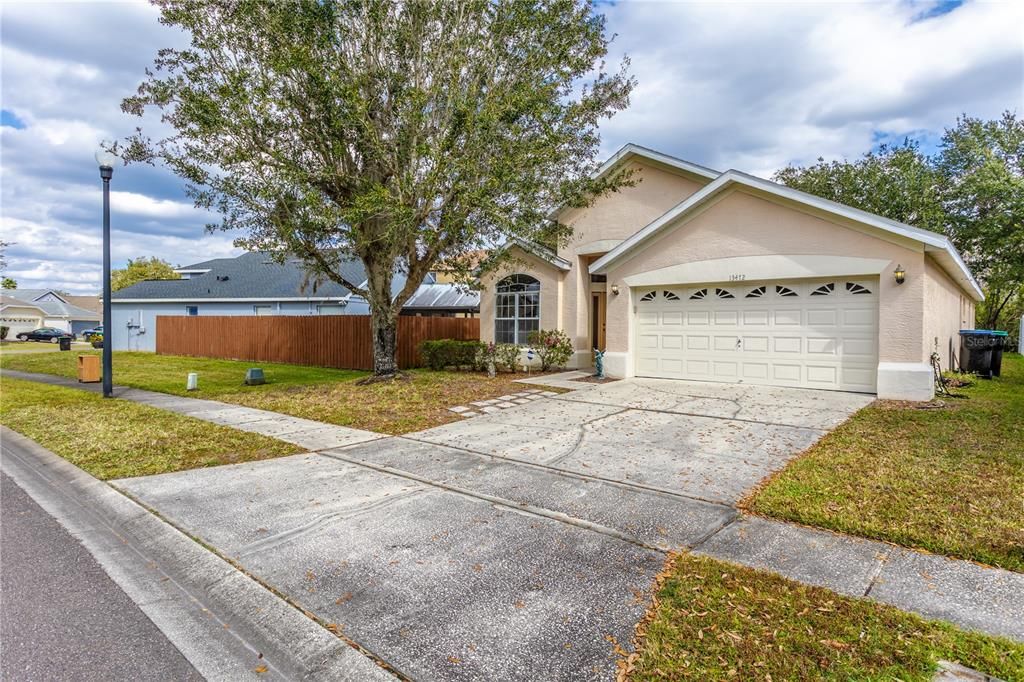 Recently Sold: $399,900 (3 beds, 2 baths, 1696 Square Feet)