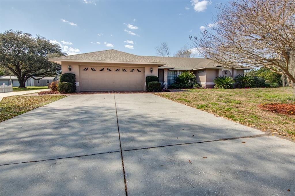 Recently Sold: $580,000 (3 beds, 2 baths, 2080 Square Feet)