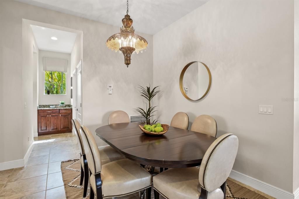 Recently Sold: $749,000 (2 beds, 2 baths, 1861 Square Feet)