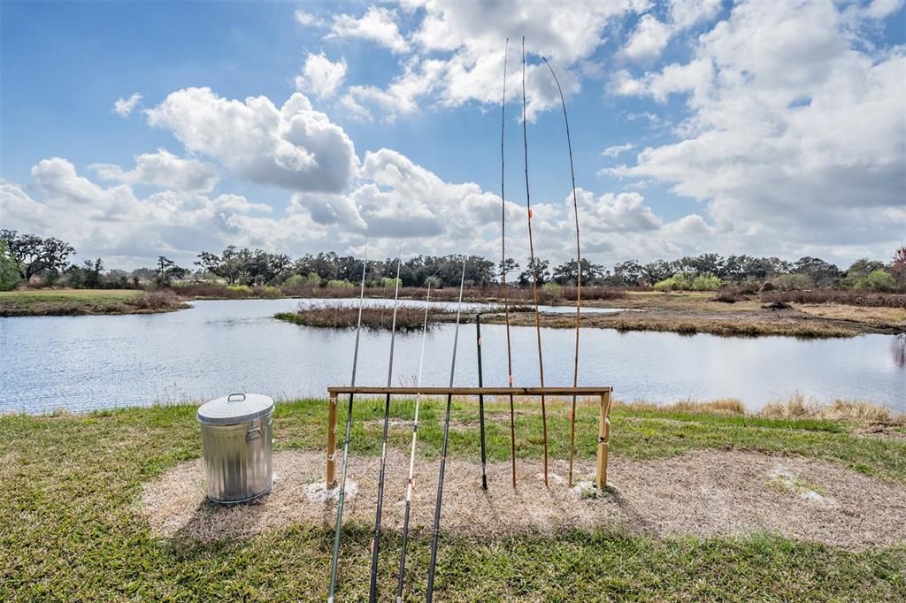 Vendido Recientemente: $850,000 (3 camas, 2 baños, 1863 Pies cuadrados)