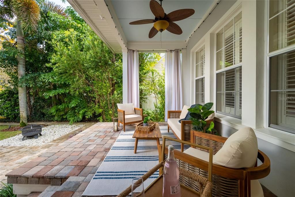 Covered lanai with pavers