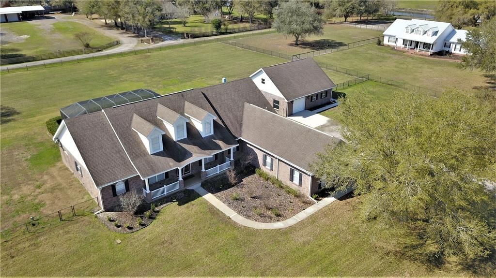 Recently Sold: $899,900 (4 beds, 5 baths, 3854 Square Feet)