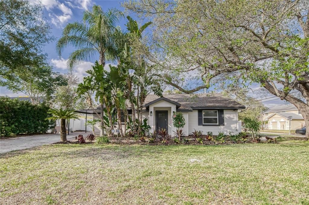 Recently Sold: $780,000 (3 beds, 2 baths, 2068 Square Feet)