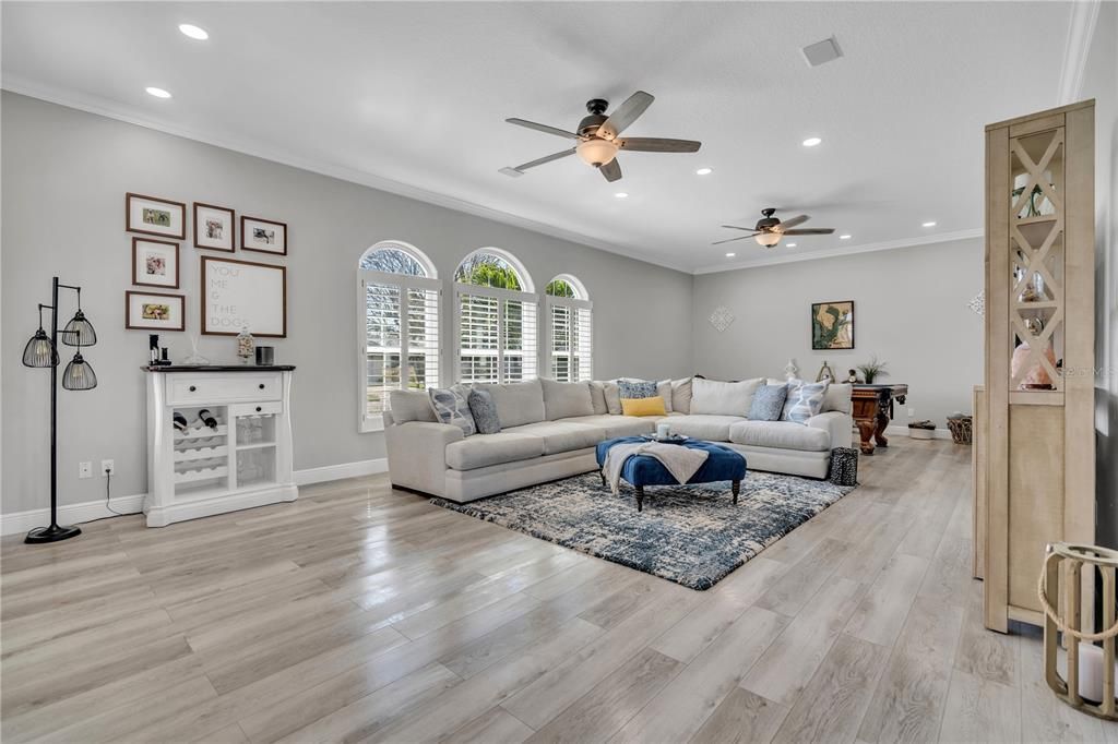 Recently Sold: $1,945,000 (4 beds, 3 baths, 2576 Square Feet)