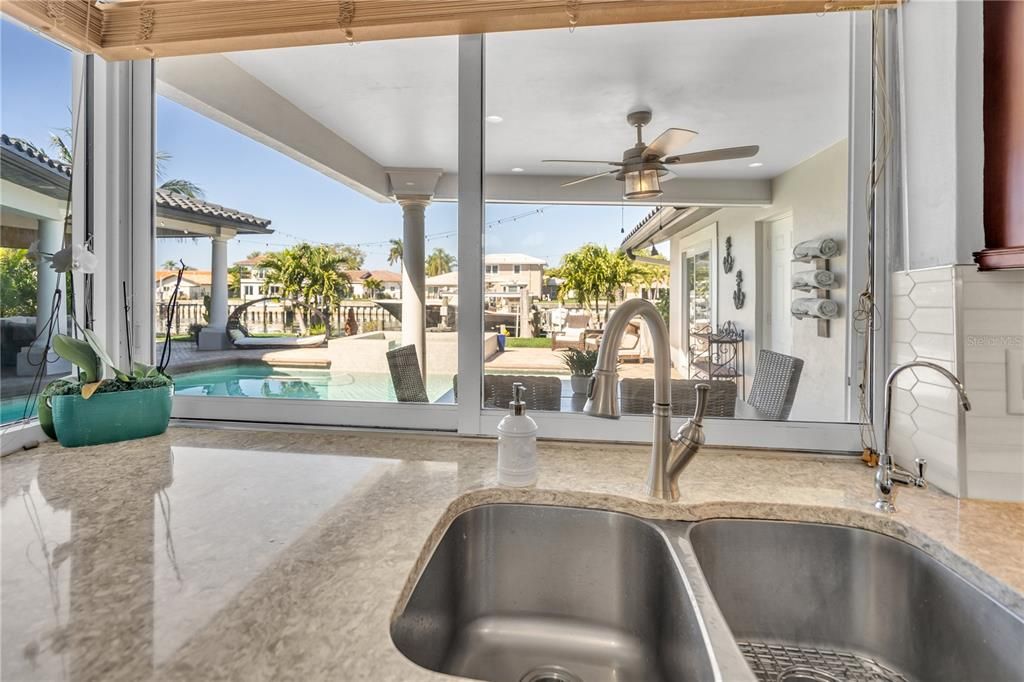 Recently Sold: $1,945,000 (4 beds, 3 baths, 2576 Square Feet)