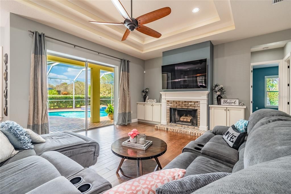 Recently Sold: $1,250,000 (4 beds, 3 baths, 3257 Square Feet)