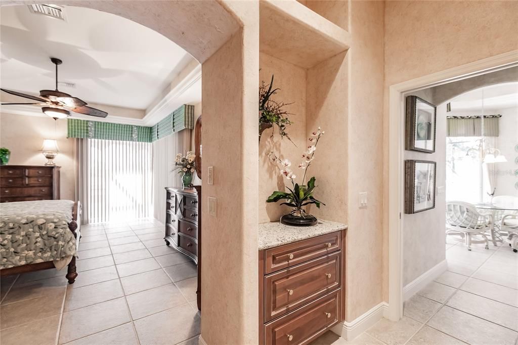 Recently Sold: $700,000 (3 beds, 2 baths, 2830 Square Feet)