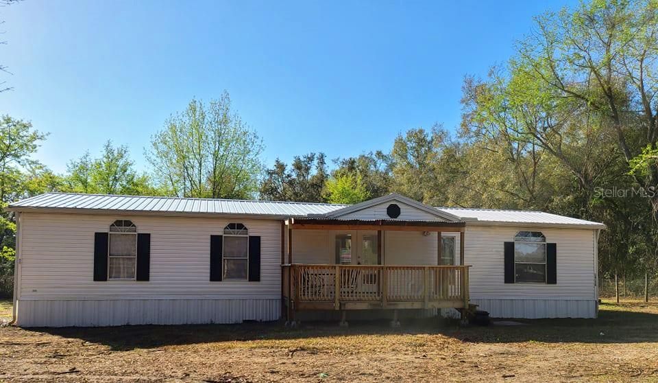 Recently Sold: $195,000 (4 beds, 2 baths, 1440 Square Feet)