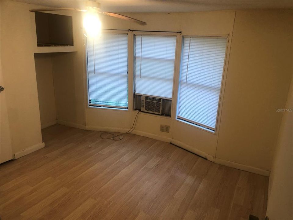 Recently Rented: $800 (2 beds, 2 baths, 846 Square Feet)