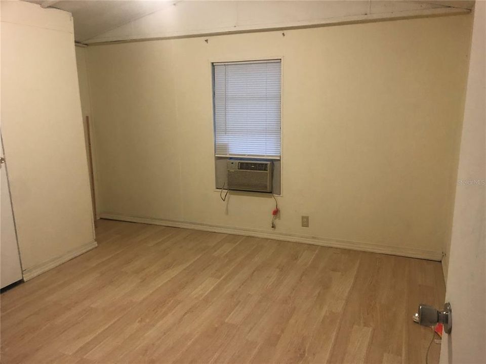 Recently Rented: $800 (2 beds, 2 baths, 846 Square Feet)