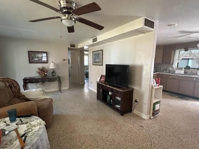 Recently Sold: $210,000 (2 beds, 2 baths, 1088 Square Feet)