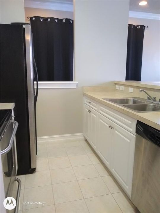 Recently Rented: $1,450 (1 beds, 1 baths, 850 Square Feet)