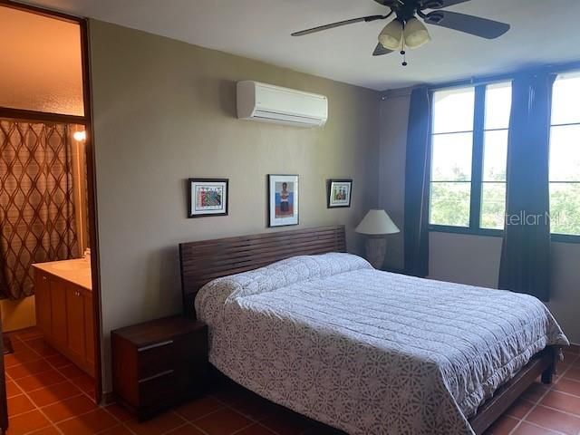 Vendido Recientemente: $325,000 (3 camas, 2 baños, 1500 Pies cuadrados)