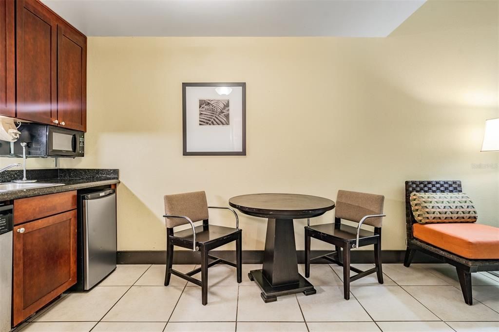 Recently Sold: $164,900 (1 beds, 1 baths, 464 Square Feet)