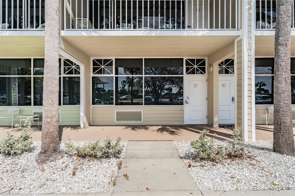 Recently Sold: $164,900 (1 beds, 1 baths, 464 Square Feet)