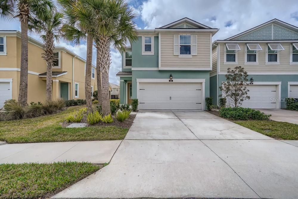 Recently Sold: $451,300 (2 beds, 1 baths, 1928 Square Feet)