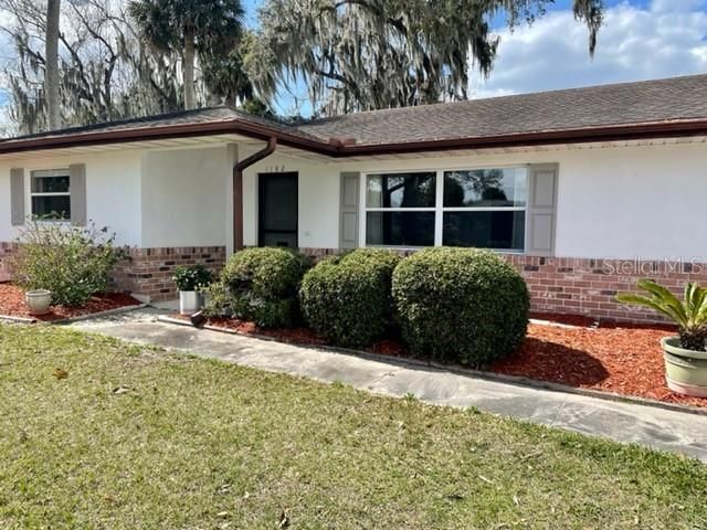 Recently Sold: $225,000 (2 beds, 2 baths, 1559 Square Feet)