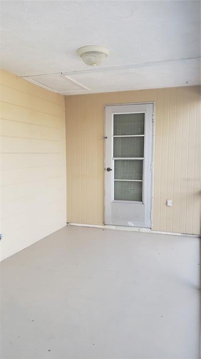 Recently Rented: $1,050 (1 beds, 1 baths, 550 Square Feet)