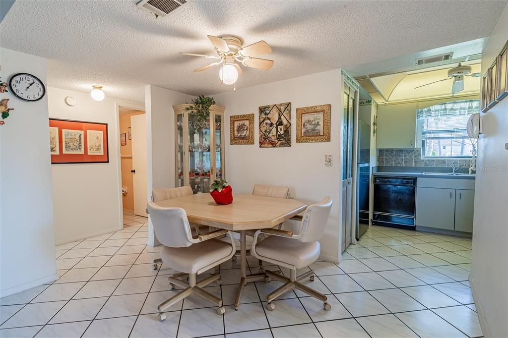 Recently Sold: $169,900 (2 beds, 2 baths, 1100 Square Feet)