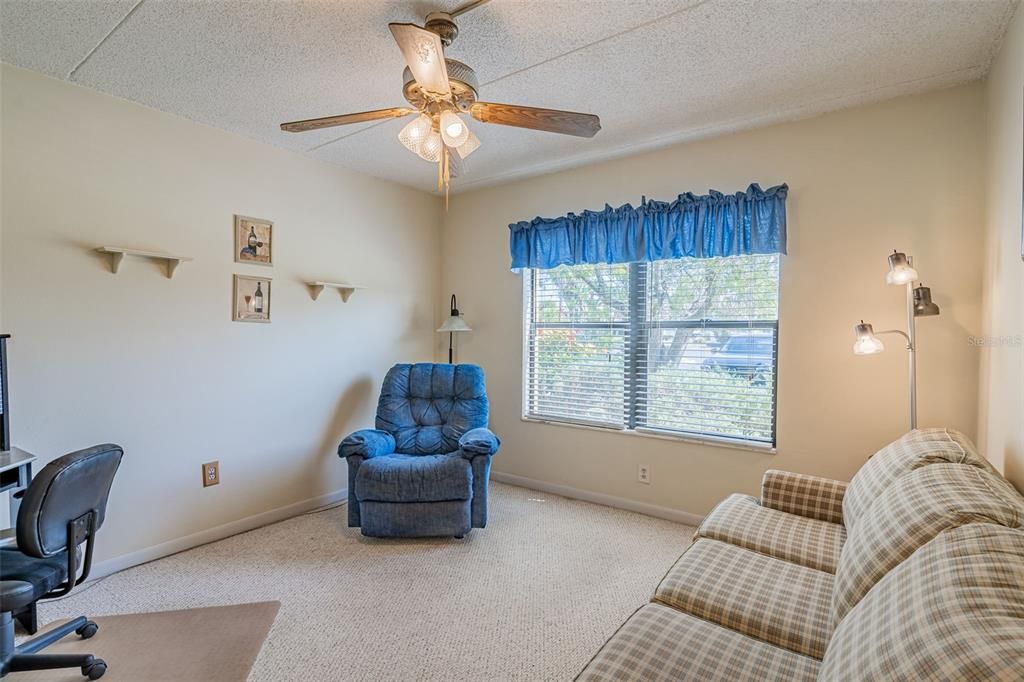 Recently Sold: $169,900 (2 beds, 2 baths, 1100 Square Feet)