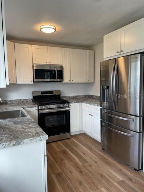 Recently Sold: $216,000 (3 beds, 2 baths, 1000 Square Feet)