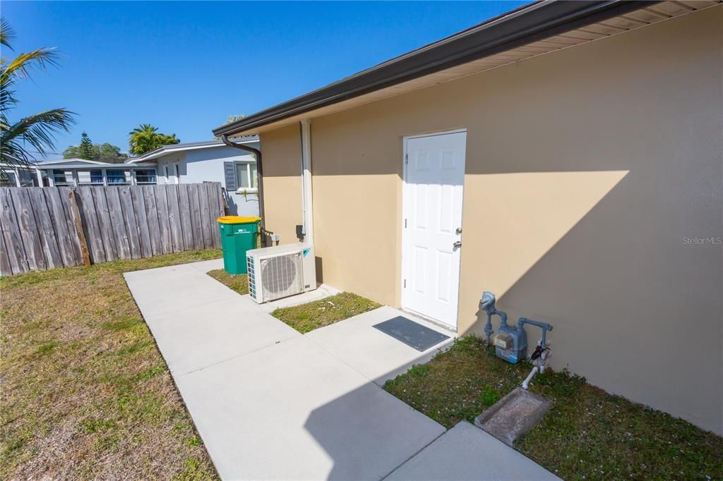 Recently Sold: $429,000 (3 beds, 2 baths, 1481 Square Feet)