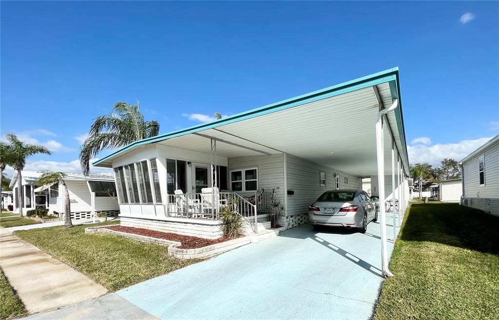 Недавно продано: $120,000 (2 спален, 2 ванн, 1128 Квадратных фут)