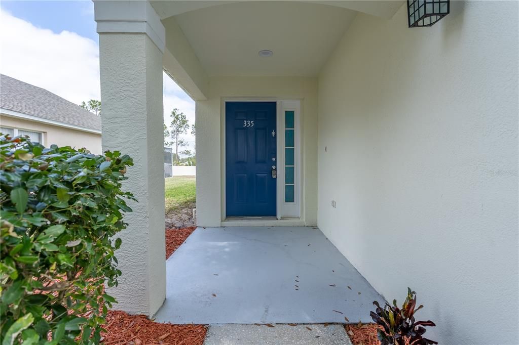 Recently Sold: $369,000 (4 beds, 3 baths, 1562 Square Feet)