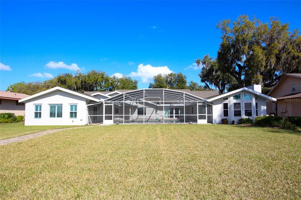 Recently Sold: $1,299,000 (4 beds, 2 baths, 3450 Square Feet)