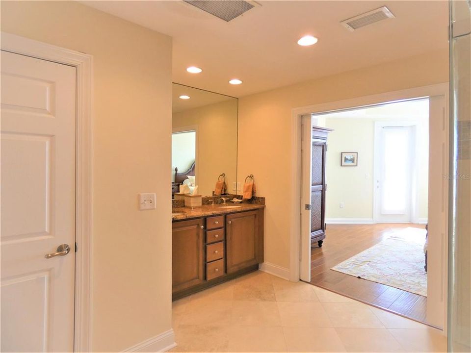 DOUBLE VANITY WITH GRANITE TOP