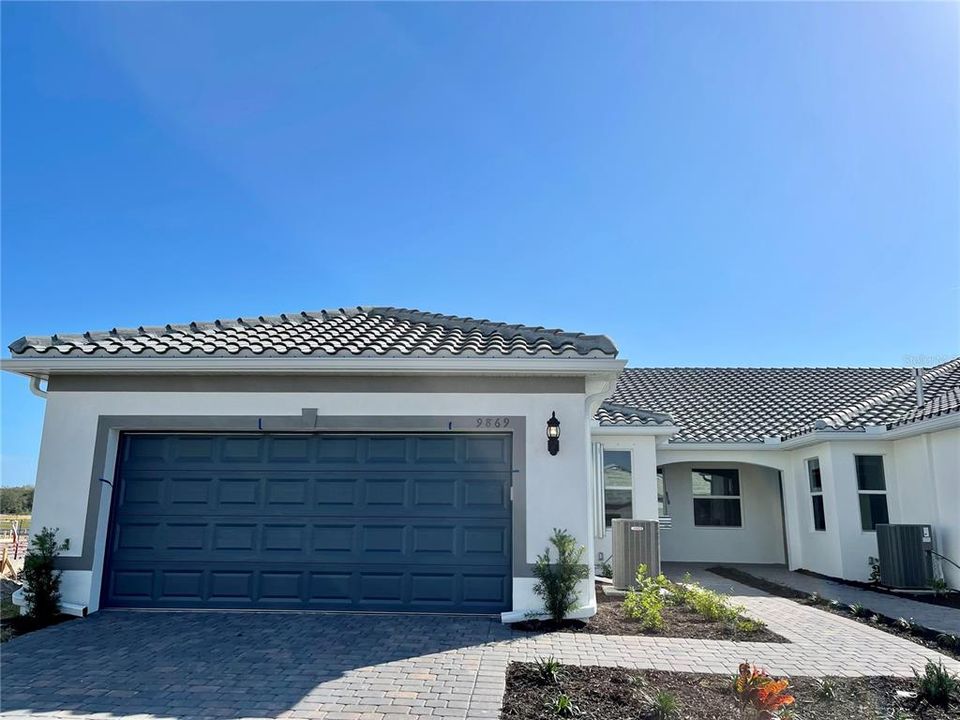 Recently Sold: $381,535 (3 beds, 2 baths, 1602 Square Feet)