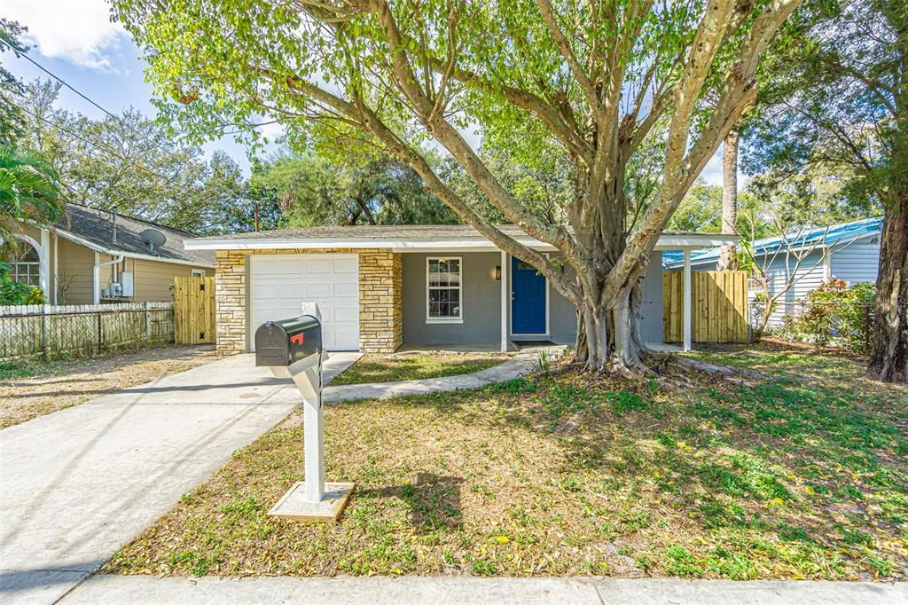 Recently Sold: $279,900 (3 beds, 1 baths, 1040 Square Feet)