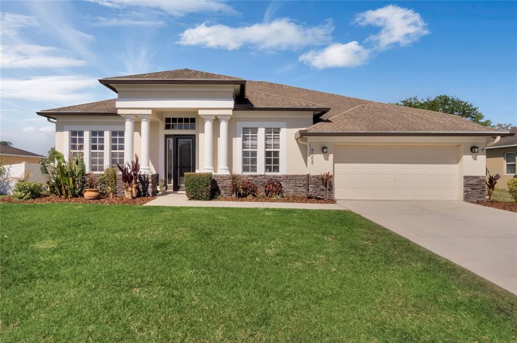 Vendido Recientemente: $539,900 (4 camas, 3 baños, 2840 Pies cuadrados)
