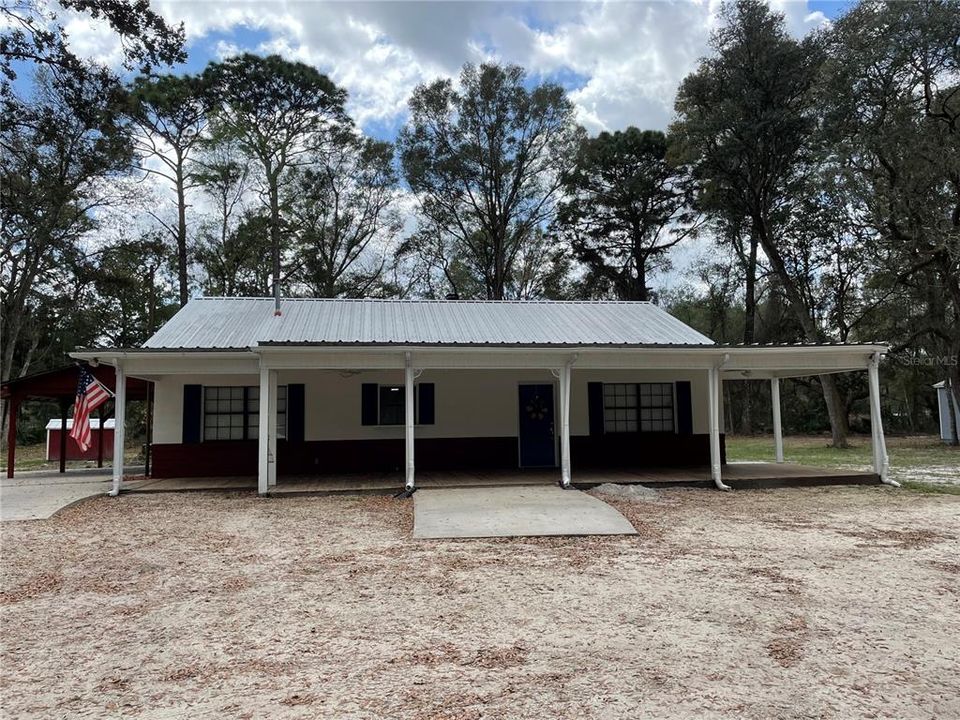 Recently Sold: $247,000 (3 beds, 2 baths, 1800 Square Feet)