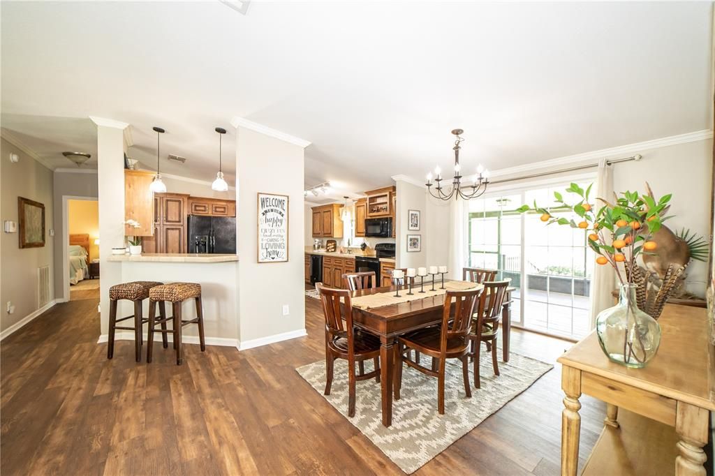 Recently Sold: $375,000 (3 beds, 2 baths, 1860 Square Feet)